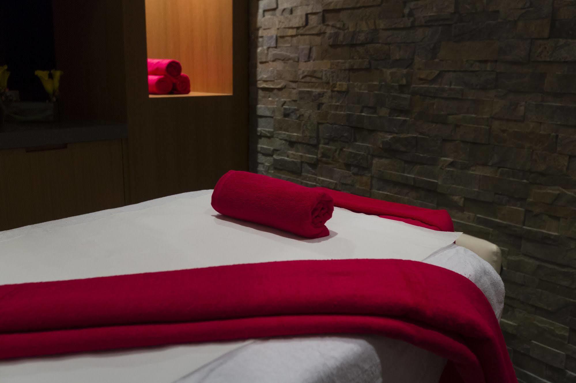 อพาร์ตโฮเต็ล อดาจิโอ พรีเมี่ยม ดูไบ อัล บาร์ชา Aparthotel ภายนอก รูปภาพ